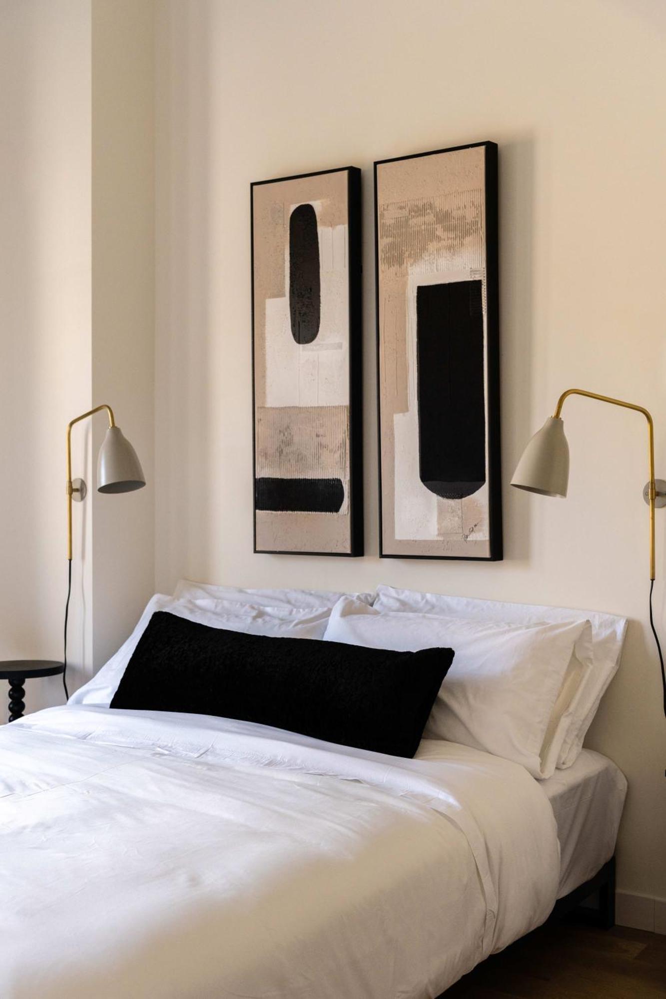 Maison Place Jacques-Cartier By Luxury In Transit Монреаль Экстерьер фото